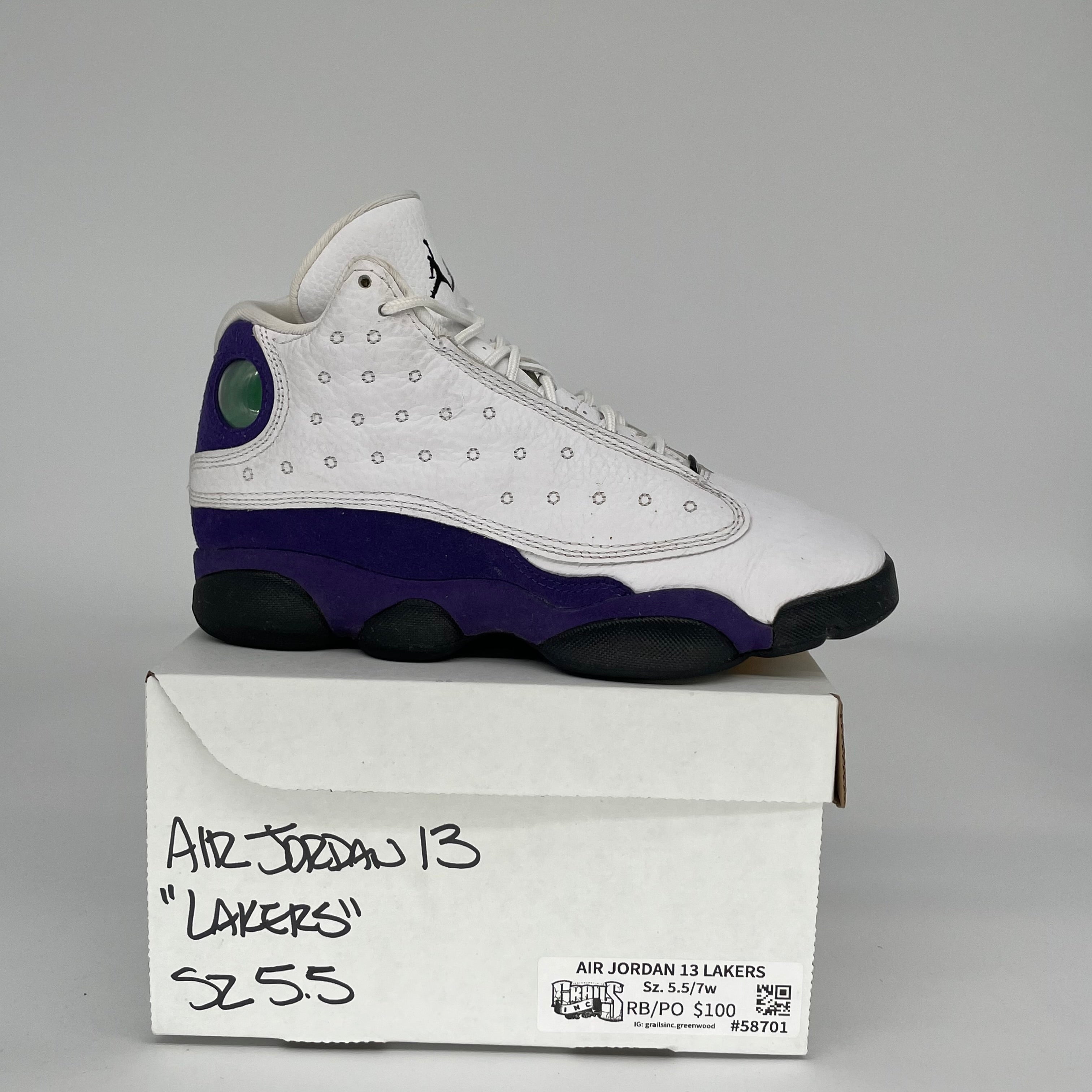 AIR JORDAN 13 LAKERS SIZE 5.5Y 884129-105