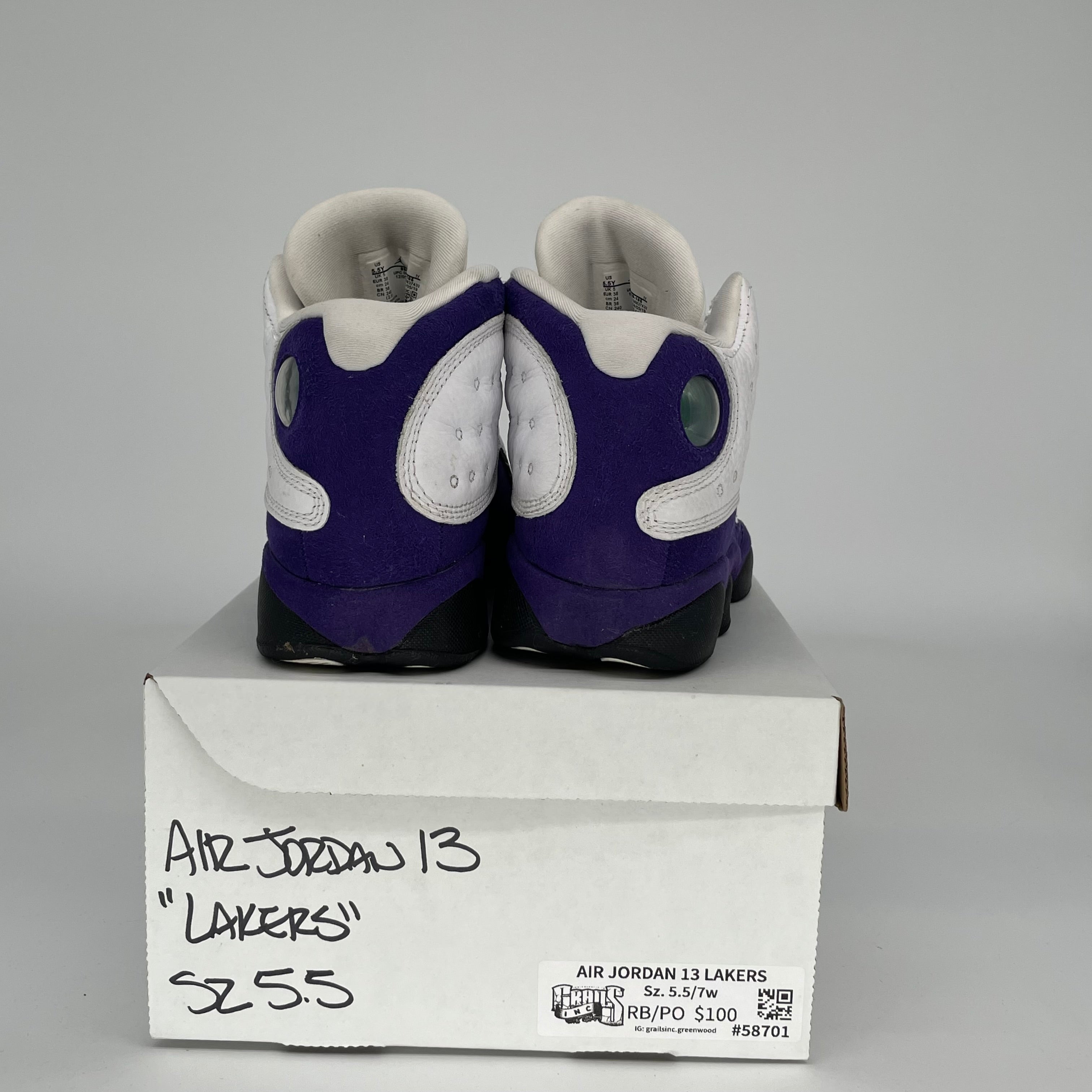 AIR JORDAN 13 LAKERS SIZE 5.5Y 884129-105