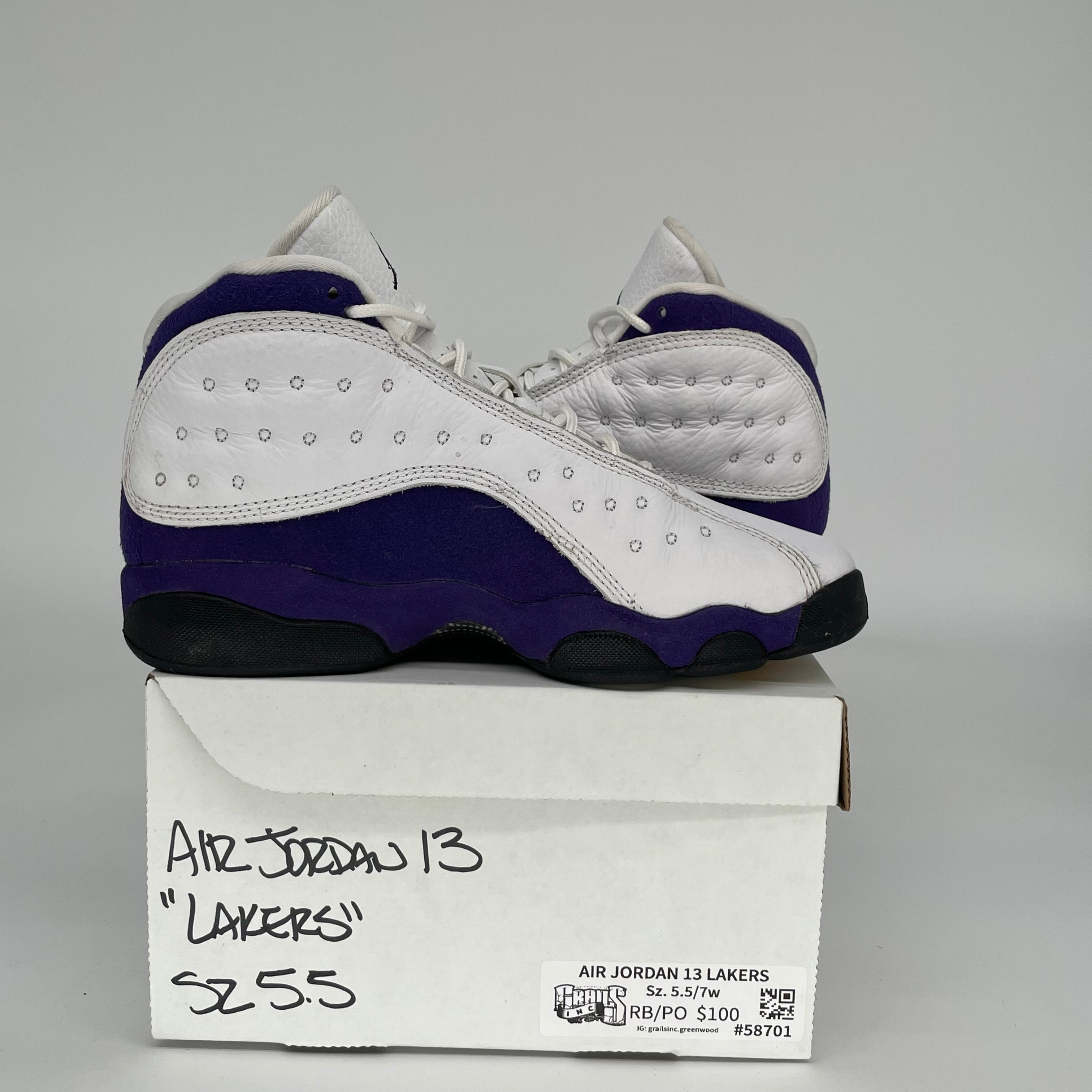 AIR JORDAN 13 LAKERS SIZE 5.5Y 884129-105