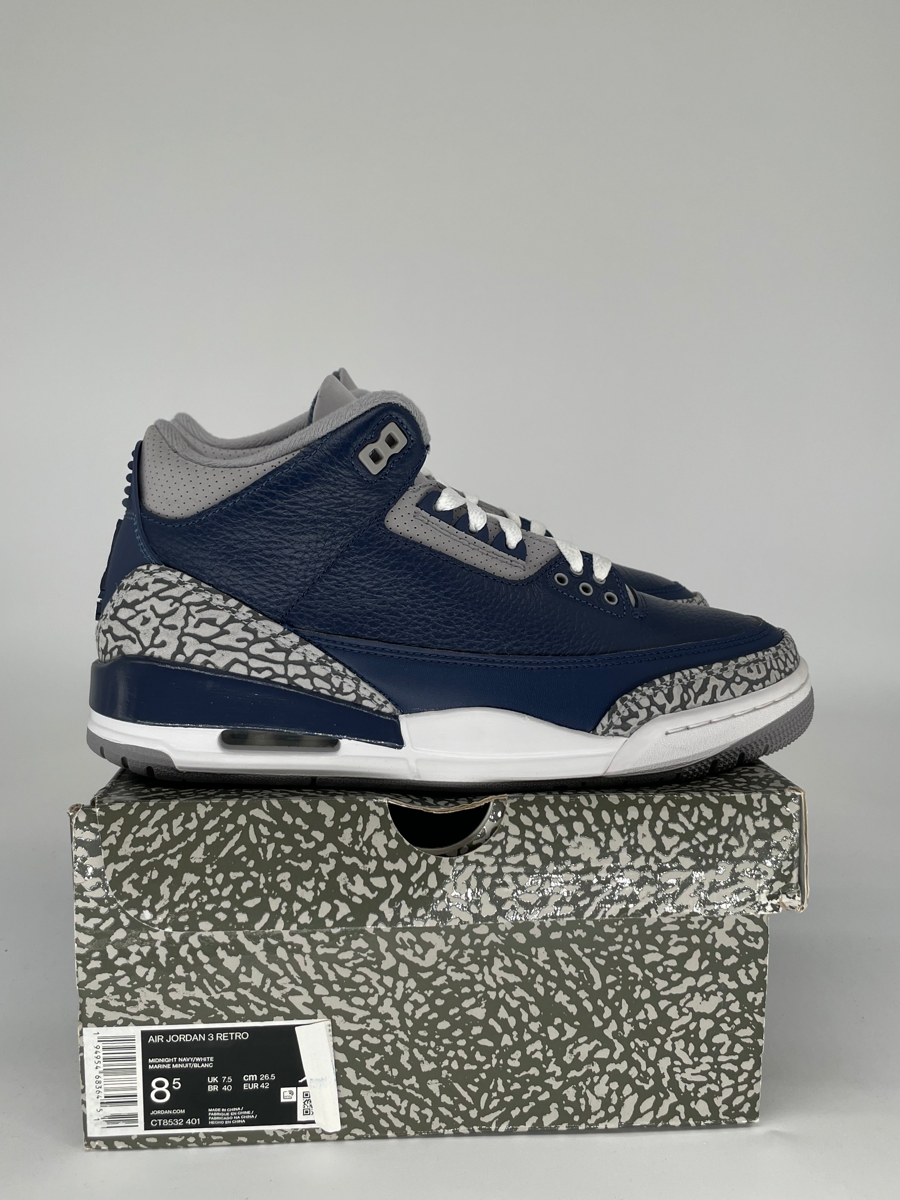 AIR JORDAN 3 GEORGETOWN SIZE 8.5 CT8532-401