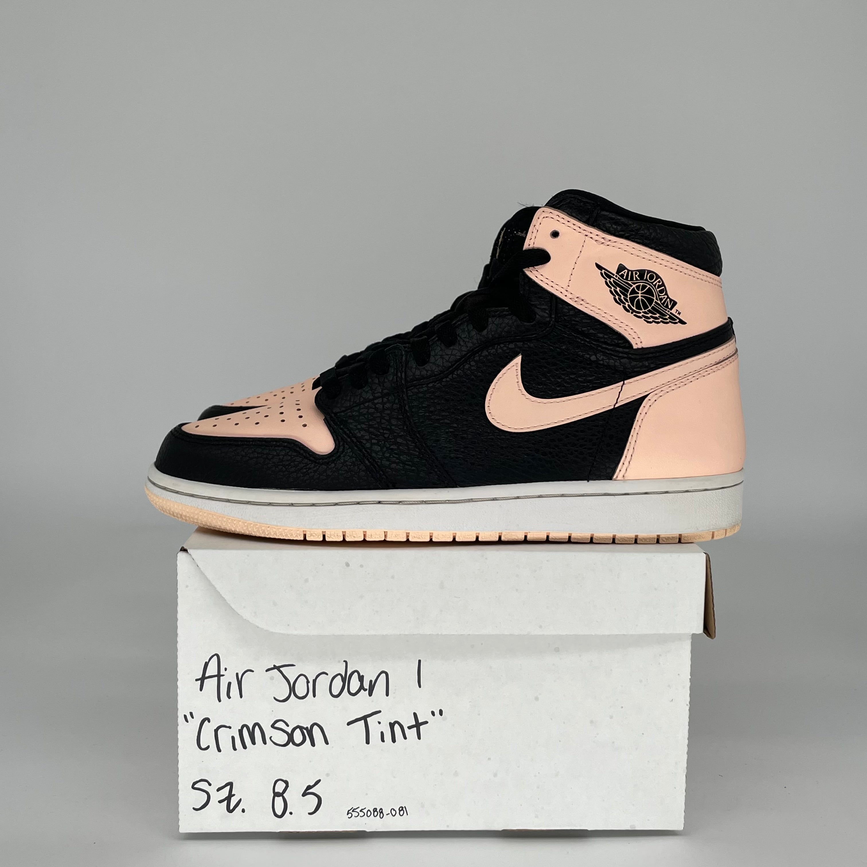 AIR JORDAN 1 CRIMSON TINT SIZE 8.5 555088-081