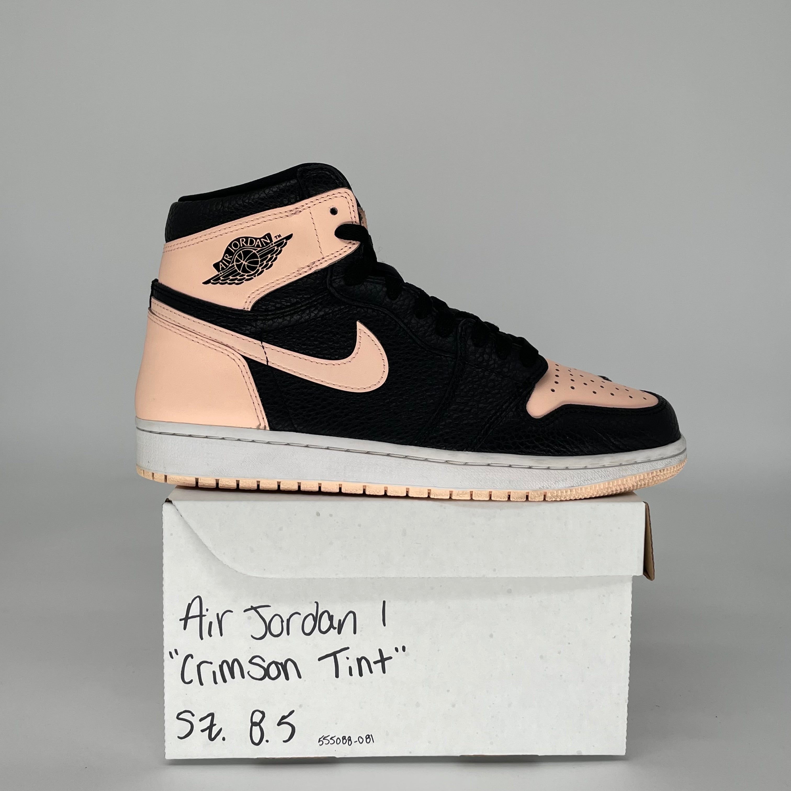 AIR JORDAN 1 CRIMSON TINT SIZE 8.5 555088-081