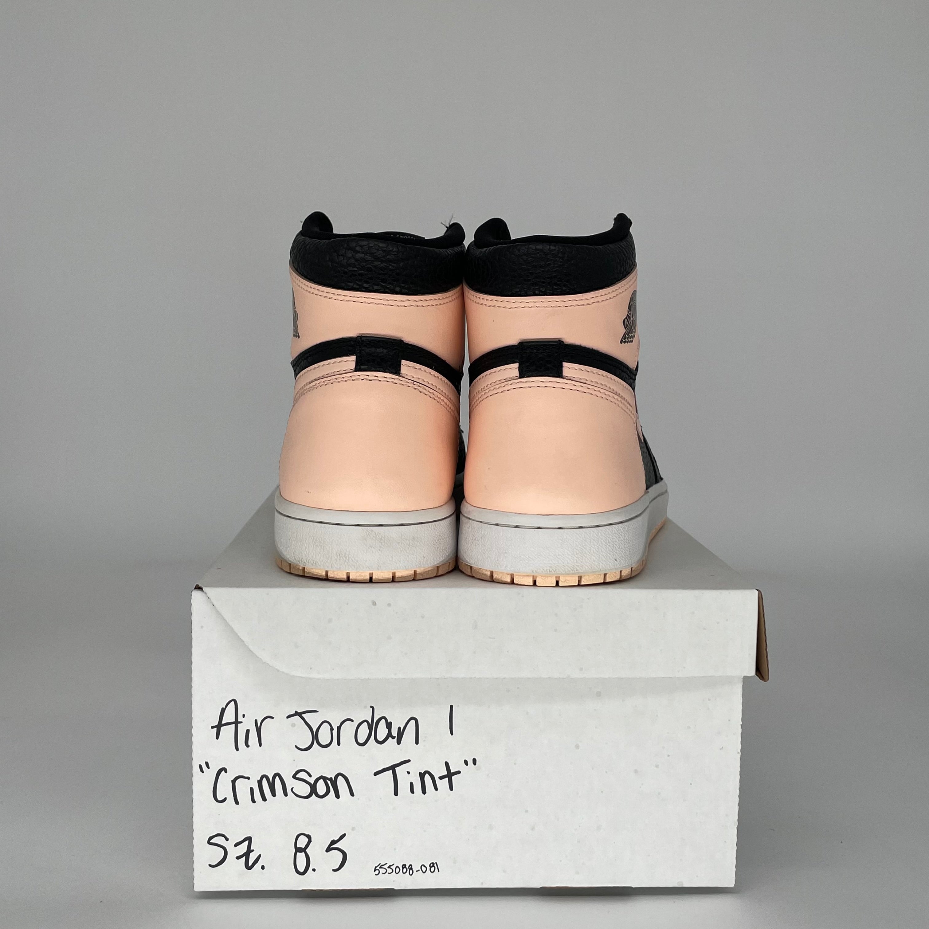 AIR JORDAN 1 CRIMSON TINT SIZE 8.5 555088-081