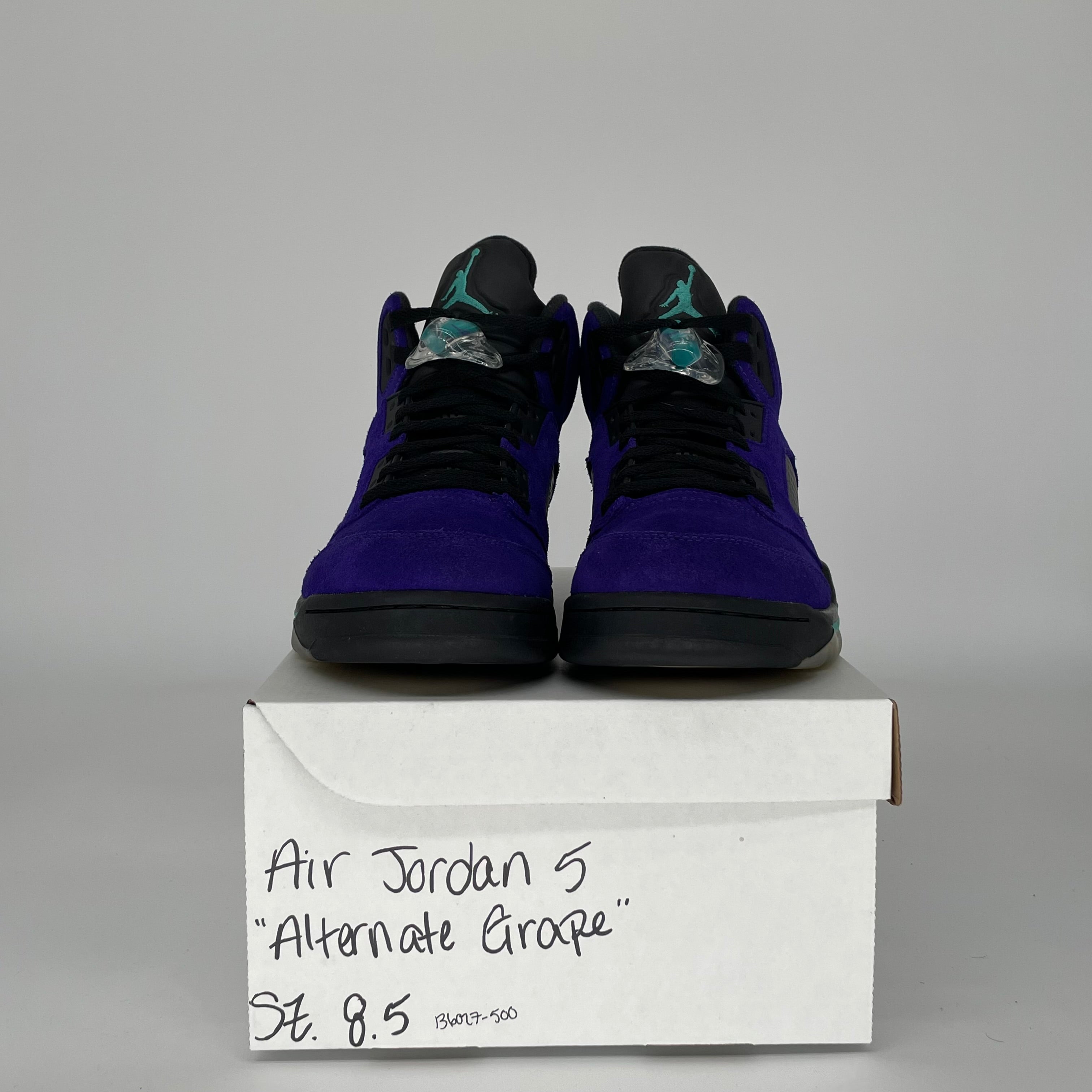 AIR JORDAN 5 ALTERNATE GRAPE SIZE 8.5 136027-500