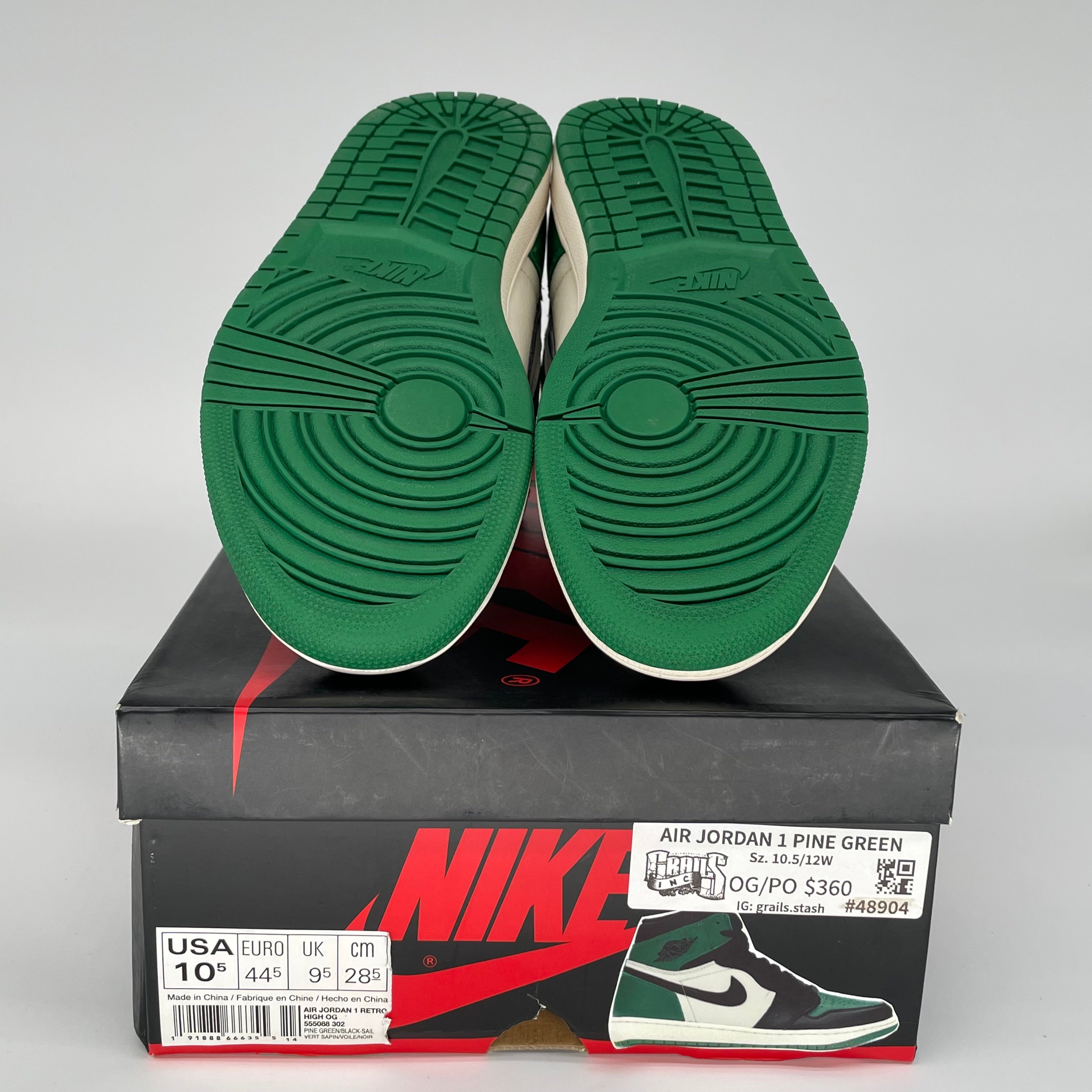 AIR JORDAN 1 PINE GREEN SIZE 10.5 555088-302