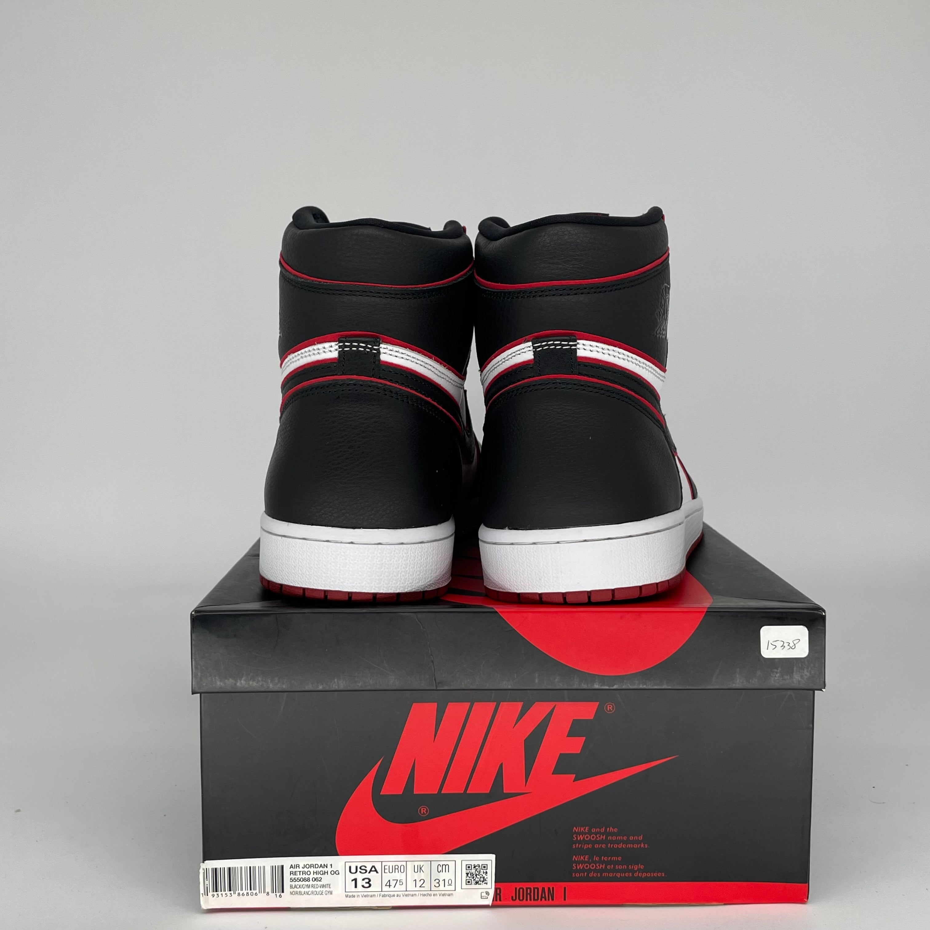 AIR JORDAN 1 BLOODLINE SIZE 13 555088-062