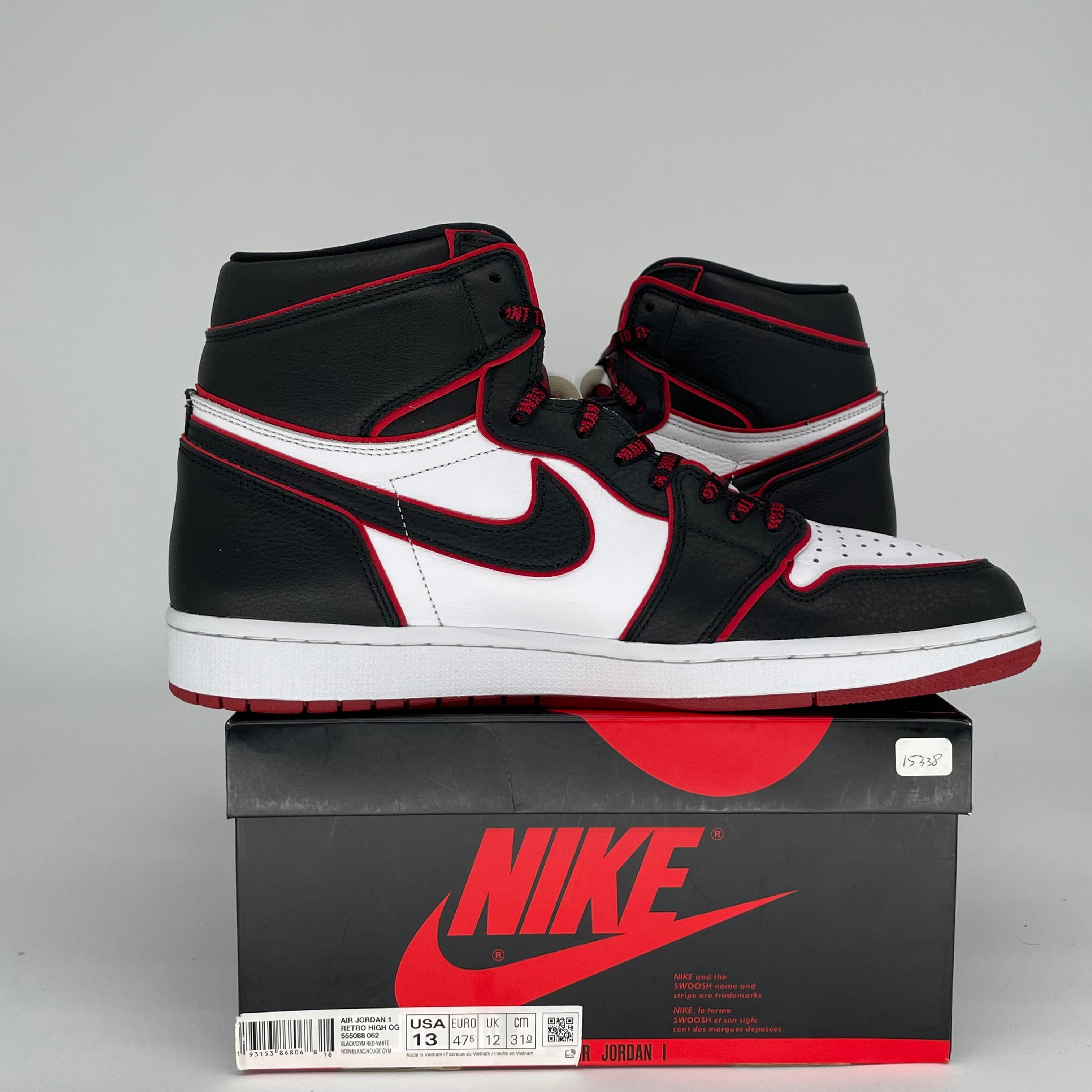 AIR JORDAN 1 BLOODLINE SIZE 13 555088-062