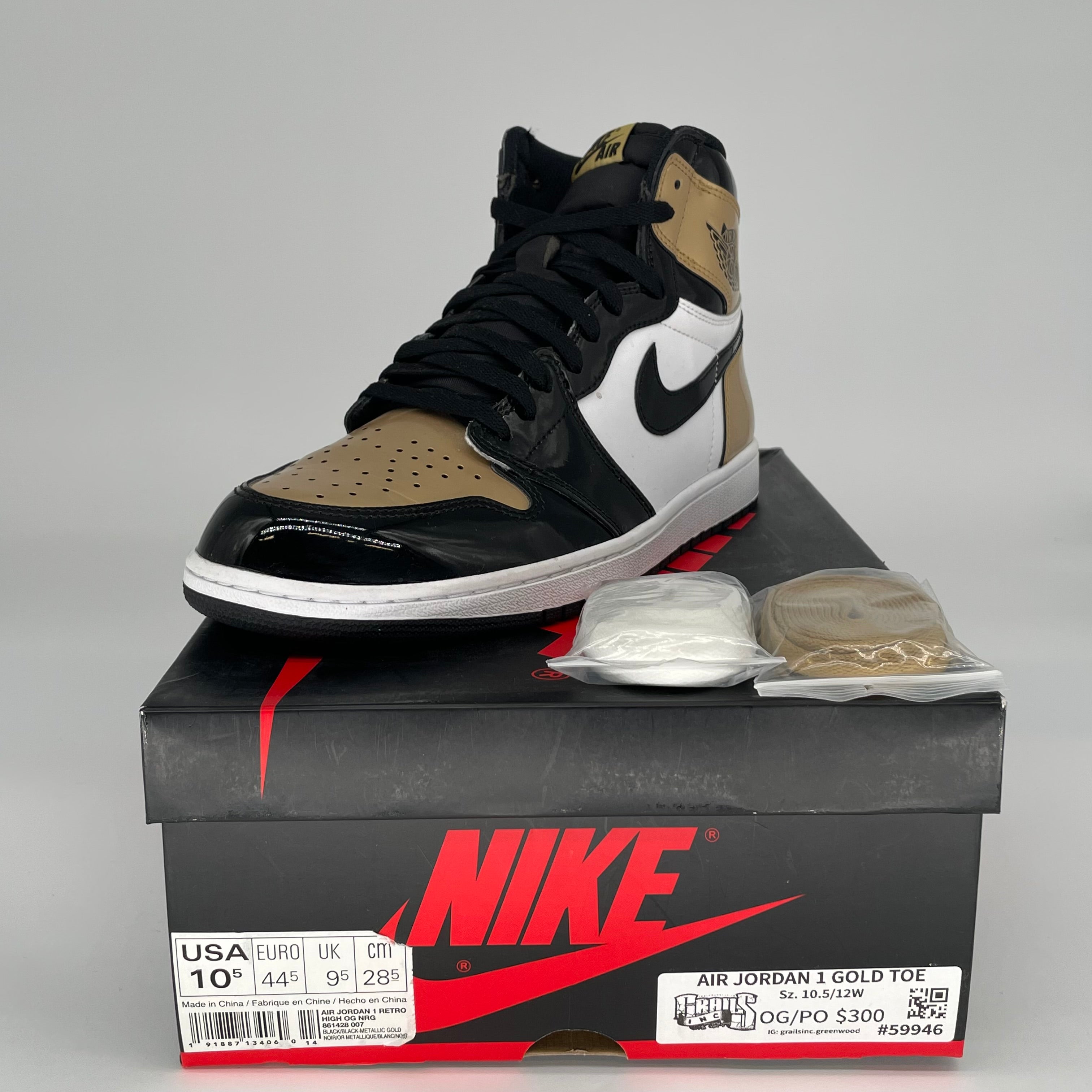 AIR JORDAN 1 GOLD TOE SIZE 10.5 861428-007