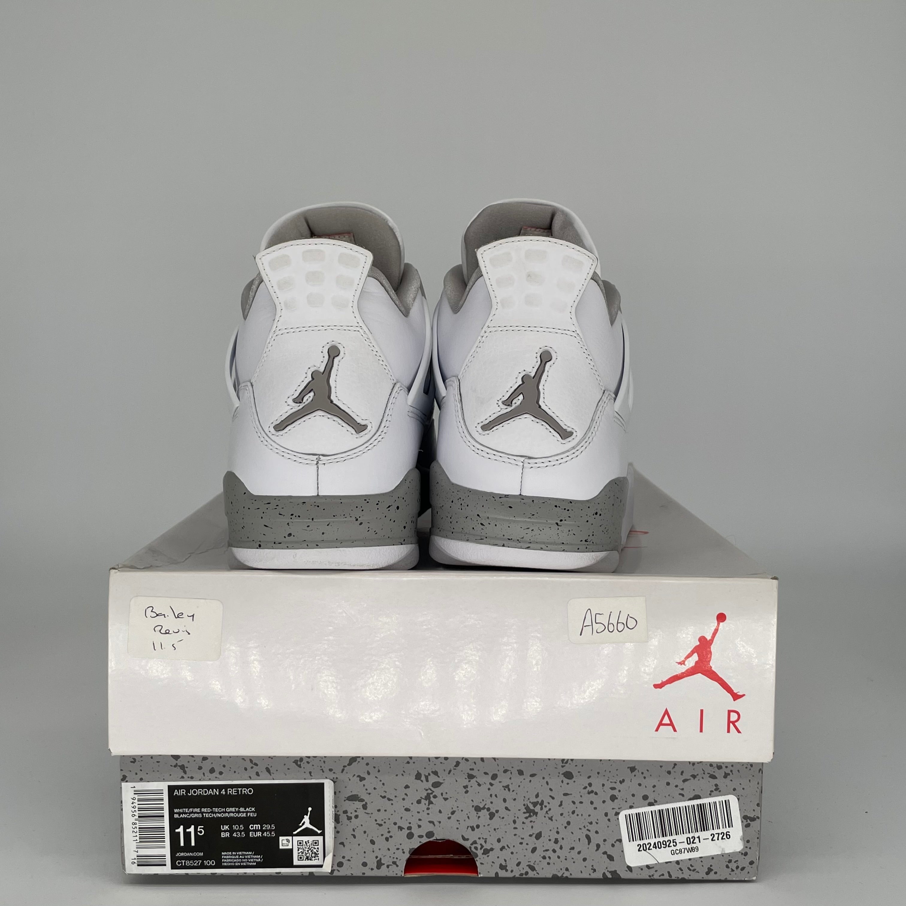 AIR JORDAN 4 WHITE OREO SIZE 11.5 CT8527-100