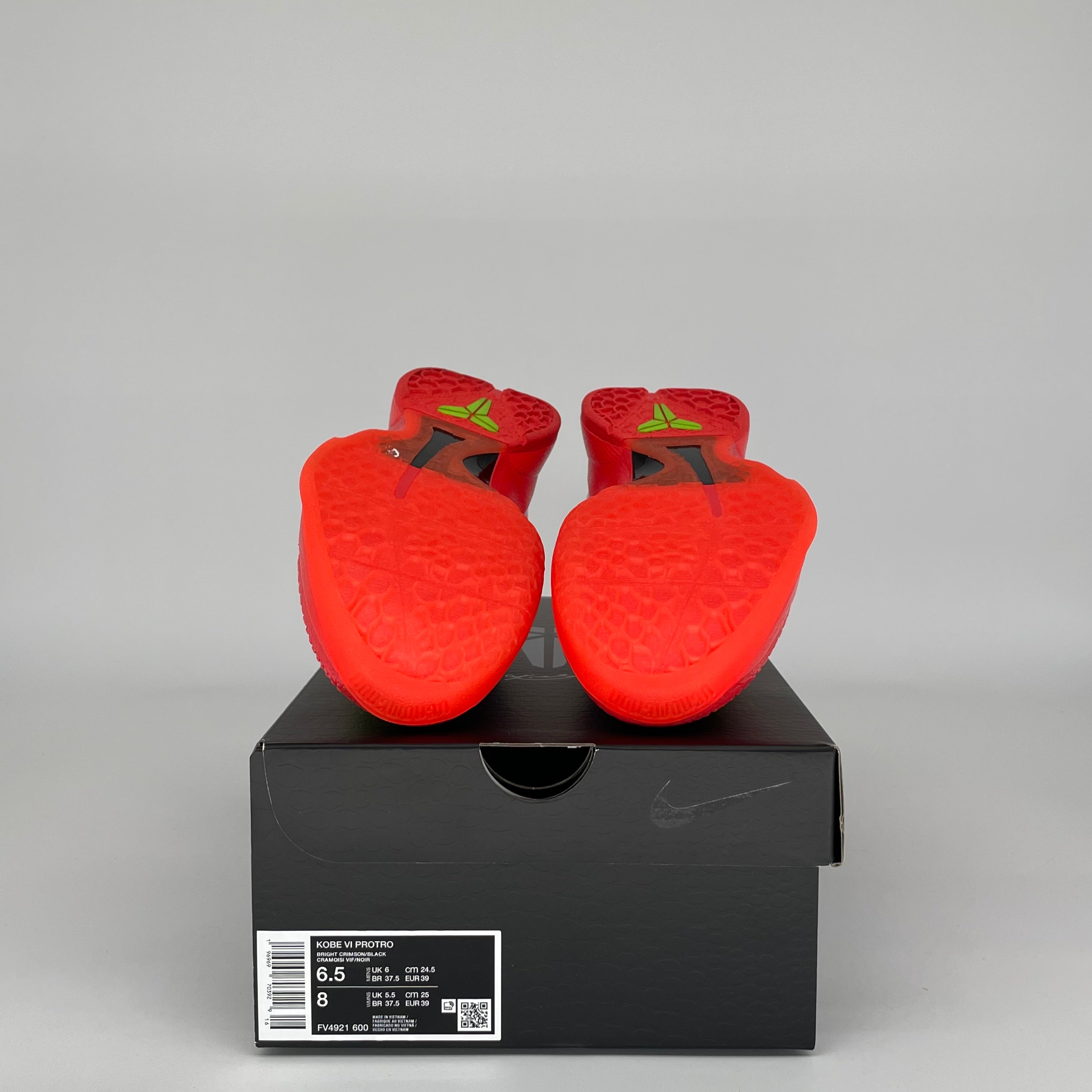 NIKE KOBE 6 REVERSE GRINCH SIZE 6.5 FV4921-600