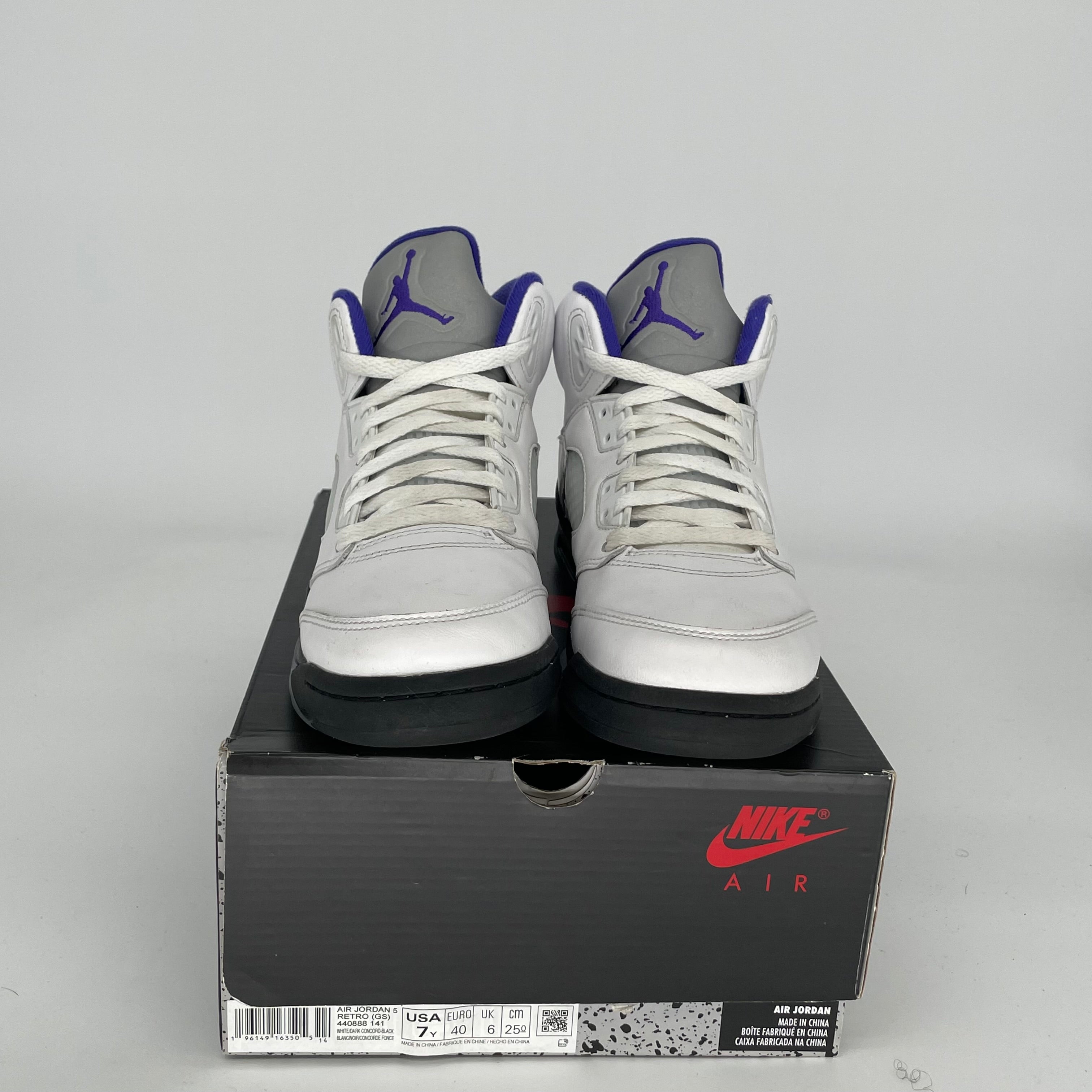 AIR JORDAN 5 DARK CONCORD SIZE 7Y 440888-141