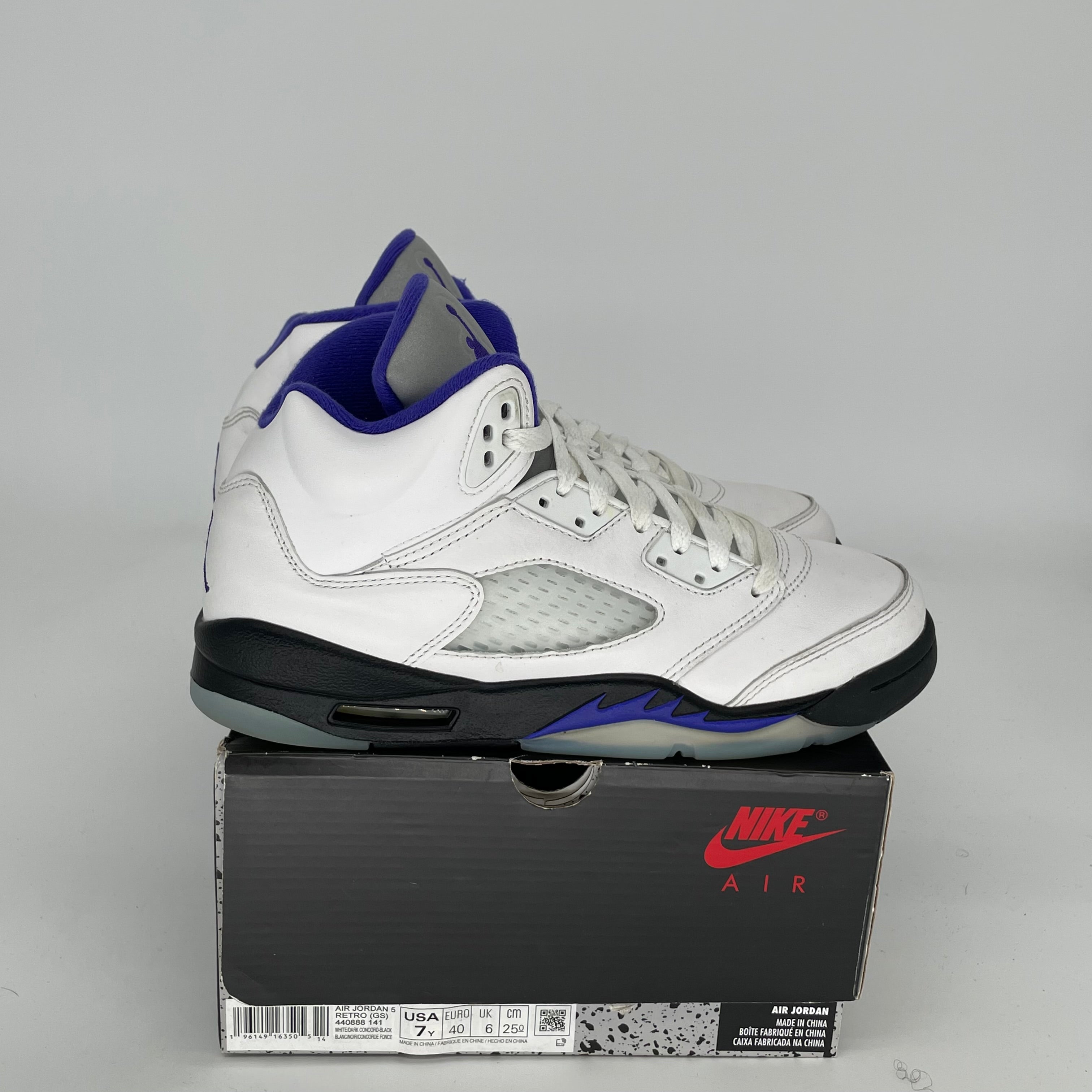 AIR JORDAN 5 DARK CONCORD SIZE 7Y 440888-141