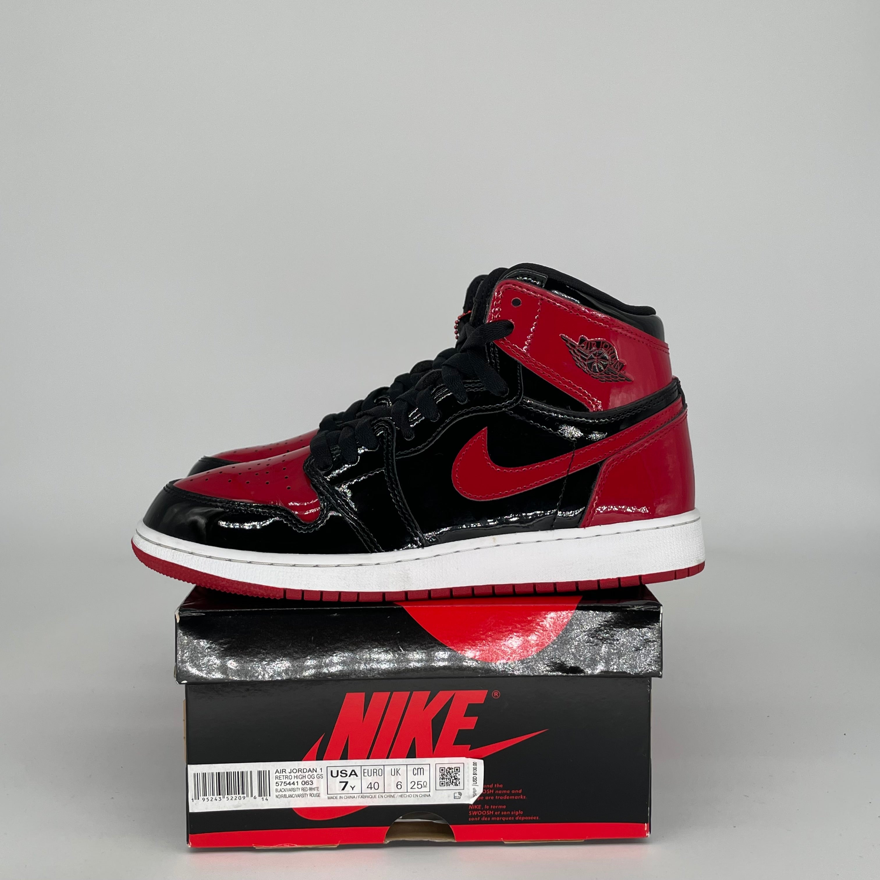 AIR JORDAN 1 PATENT BRED SIZE 7Y 575441-063