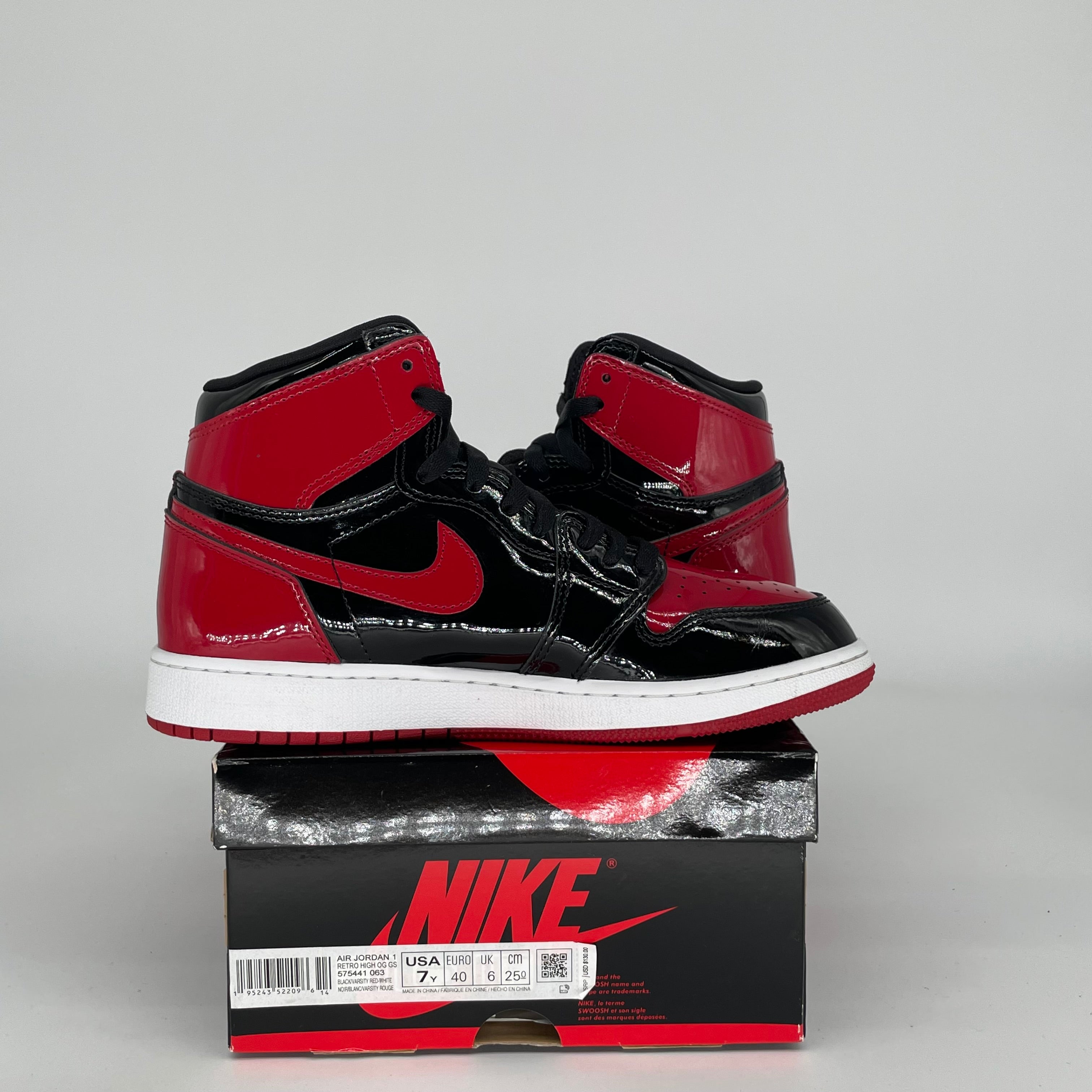 AIR JORDAN 1 PATENT BRED SIZE 7Y 575441-063