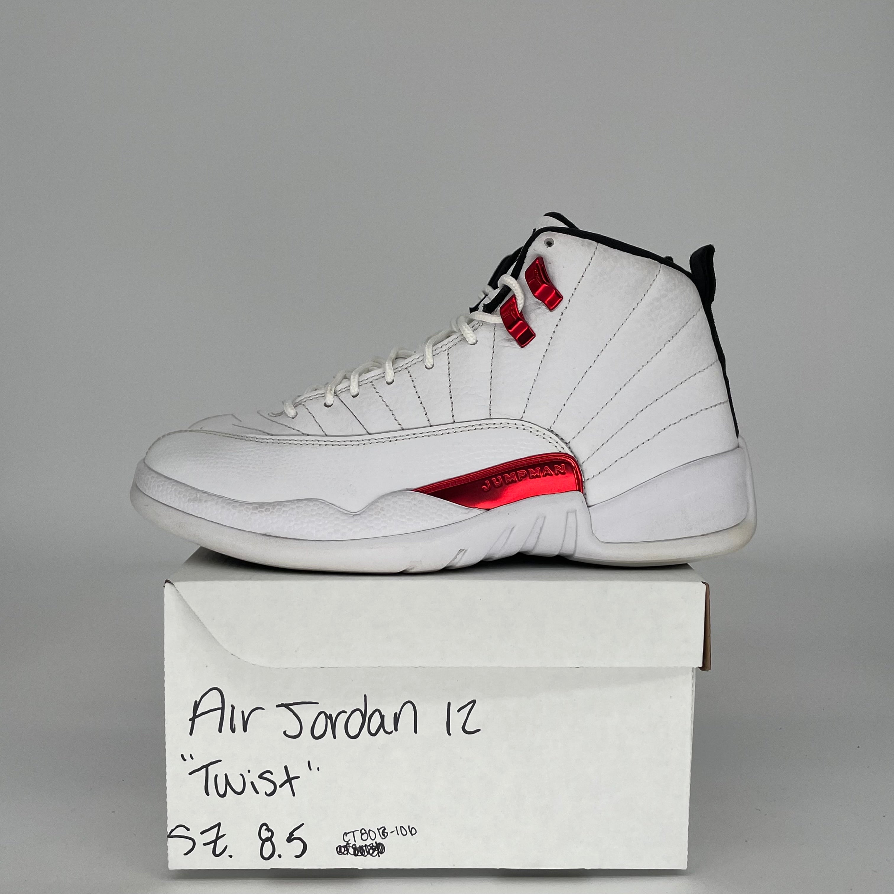 AIR JORDAN 12 TWIST SIZE 8.5 CT8013-106